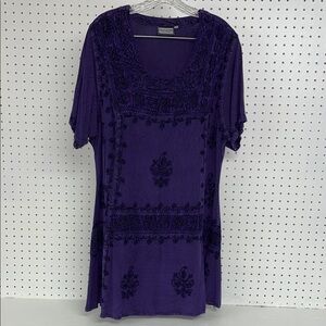 Holy Clothing Short Sleeve‎ Purple Shirt.  Tie Back.  Viscose.  XL